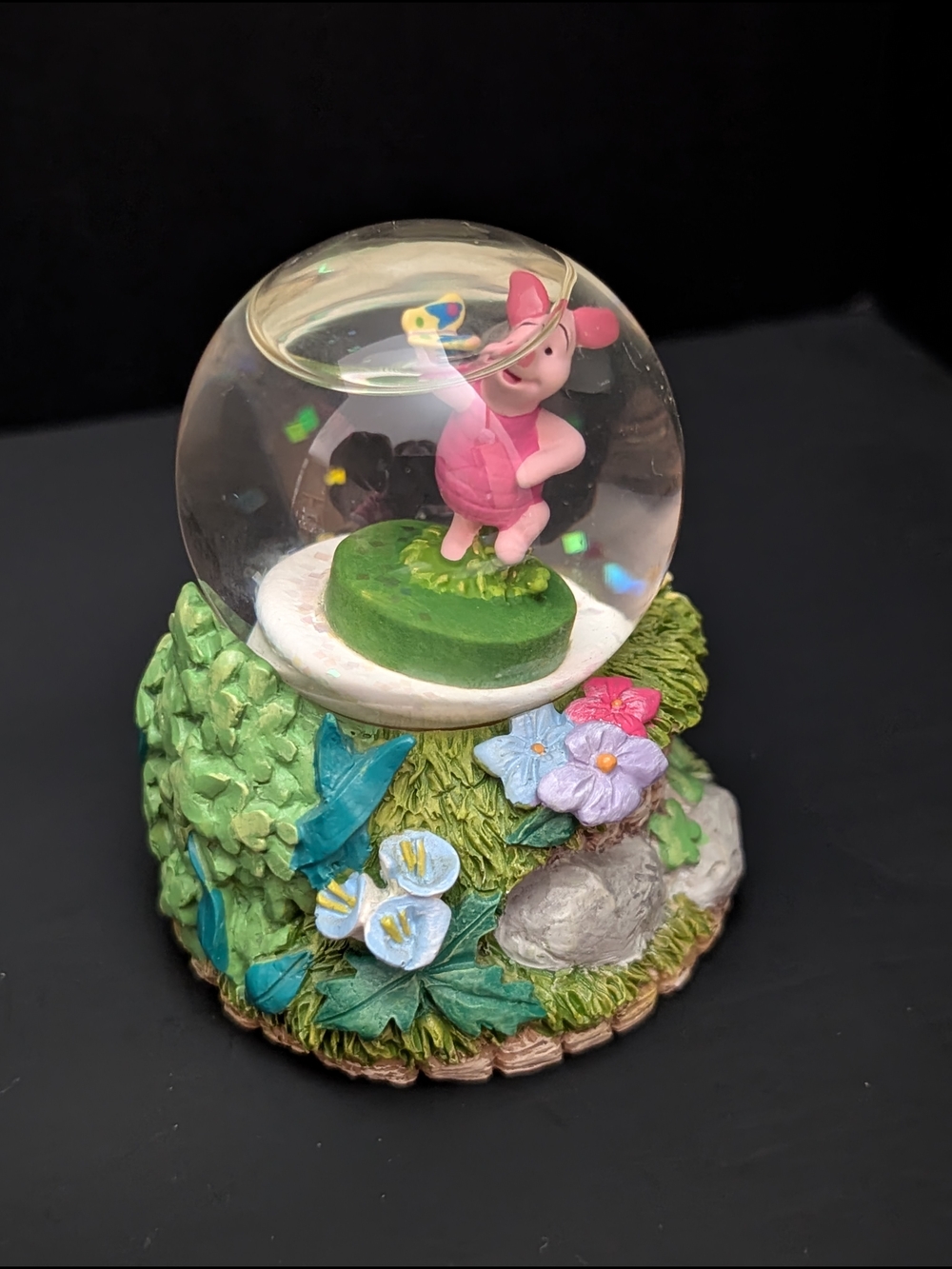 Vintage Disney piglet with butterfly flowers mini snow globe 5-2026